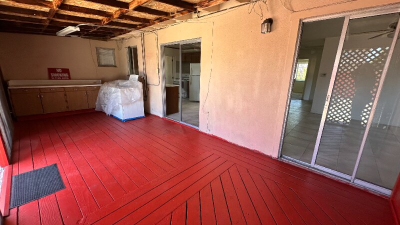 Building Photo - 4640 Clairemont Dr