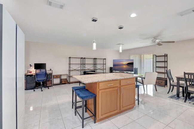 Building Photo - 6078 Dusenburg Rd