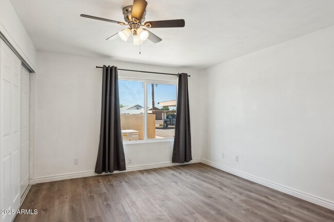Building Photo - 5236 W Peoria Ave