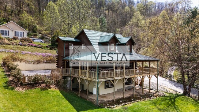 Building Photo - 131 Tanner Trail