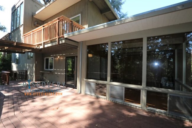 Primary Photo - Contemporary Montclair 3+ Bedroom Canyon H...