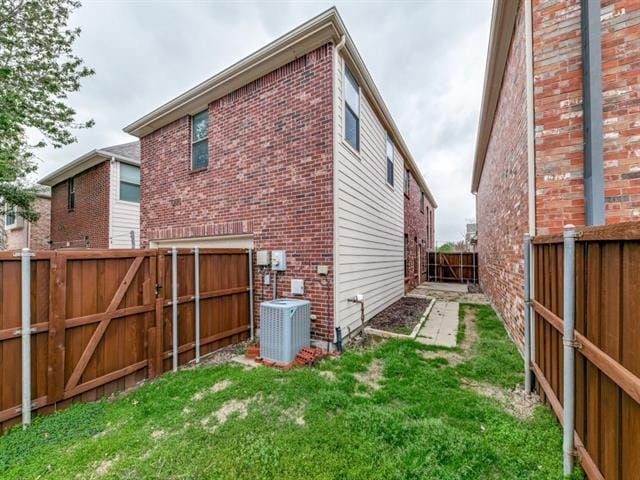 Building Photo - 7124 Dry Creek Dr