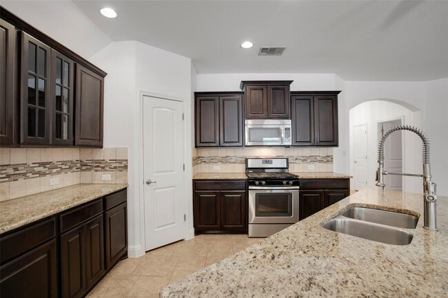 Building Photo - 9501 Bentley Garner Ln