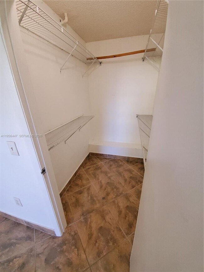 Building Photo - 8363 Lake Dr