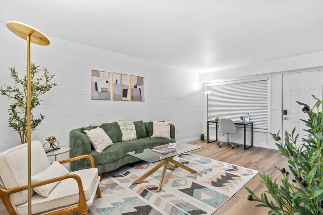 Building Photo - 1741 S Mill Ave