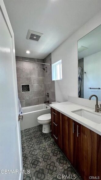 Building Photo - 5635 Klump Ave