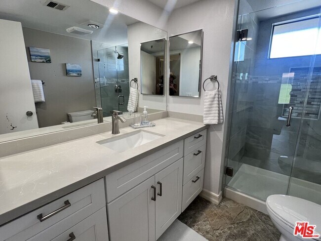 Building Photo - 40981 Preston Trail