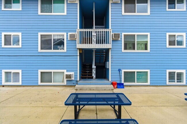 Building Photo - 2914 N Hogan St