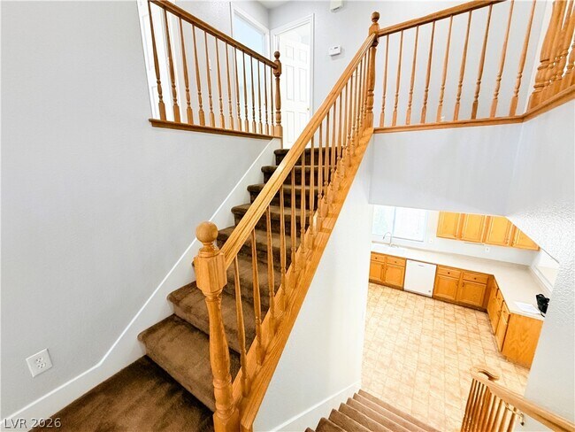 Building Photo - 5604 Rocky Ravine Ave