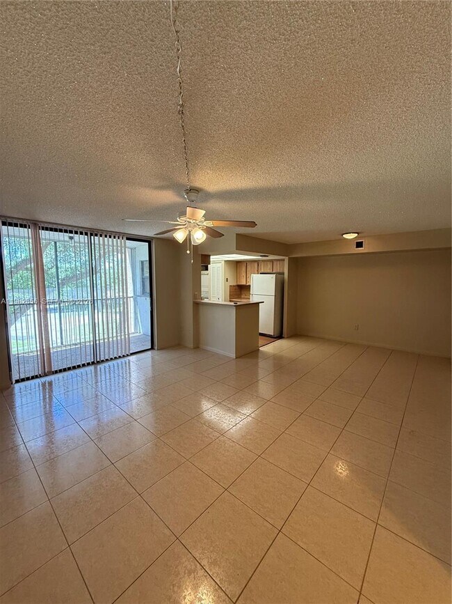 Building Photo - 6800 Cypress Rd