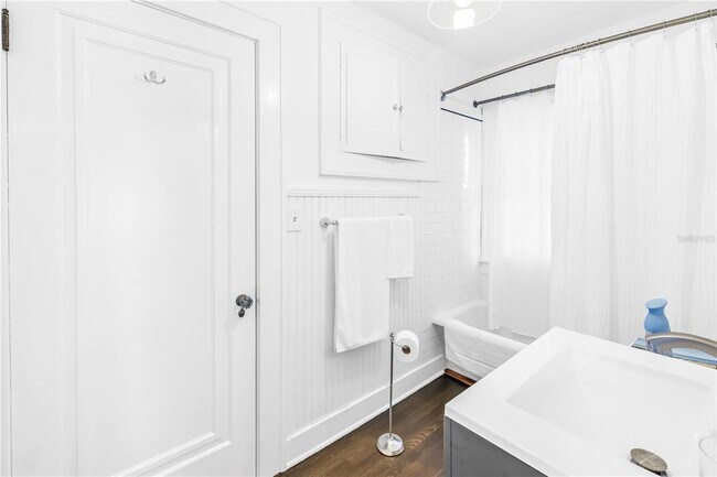 Building Photo - 2320 5th St N