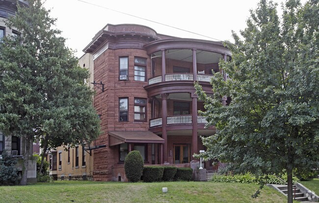 Primary Photo - 337-339 S Pacific Ave
