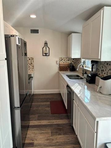 Building Photo - 2611 Peninsula Dr