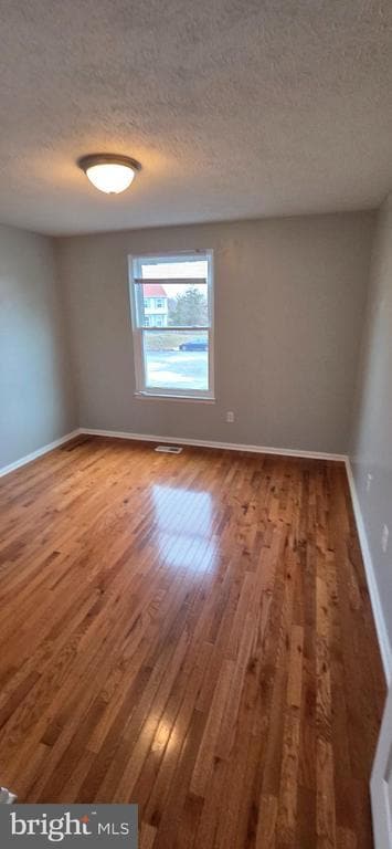 Building Photo - 223 Laura Anne Ct