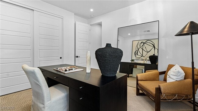 Building Photo - 5186 Meraki Ave