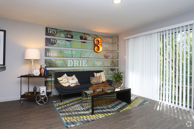 1BR-1BA A3 Designer - Trio