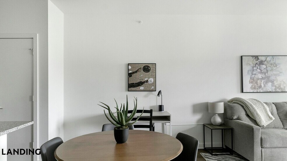 Building Photo - 2110 Birkhall St