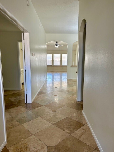 Building Photo - 18531 Shadow Line Ct