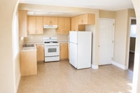 Building Photo - 951 W Summerland Ave