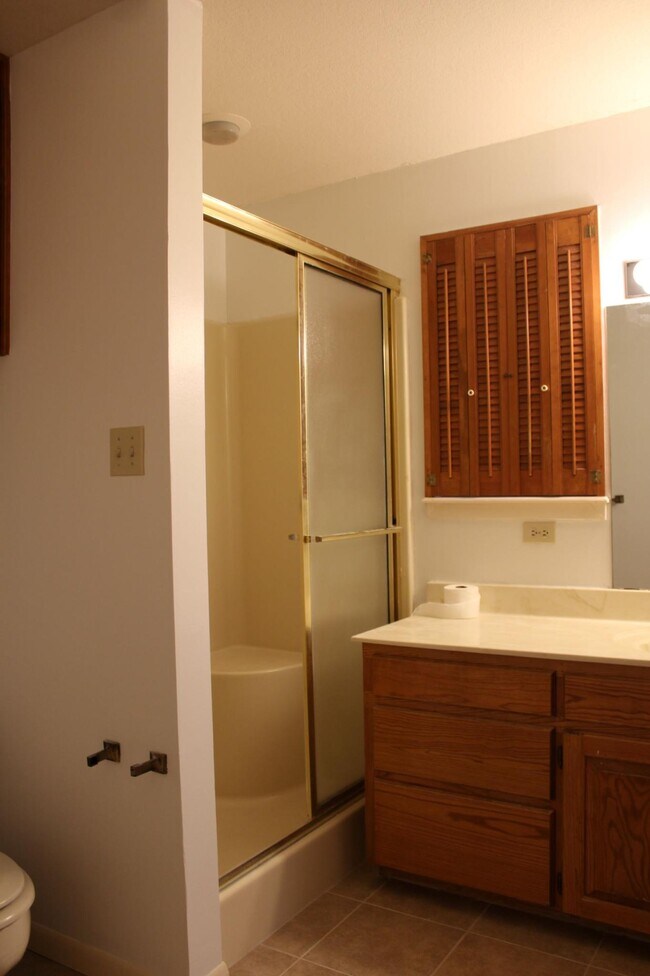 Building Photo - 153 Ben Hogan Dr