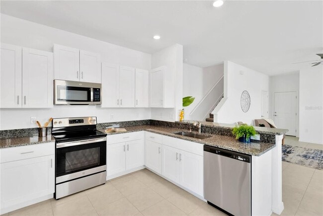 Building Photo - 6032 Shiner St