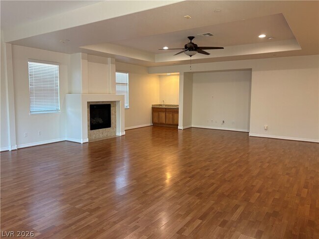 Building Photo - 8072 Dolce Flore Ave