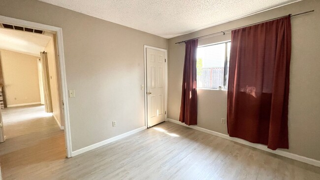 Building Photo - 228 Puddingstone Rd