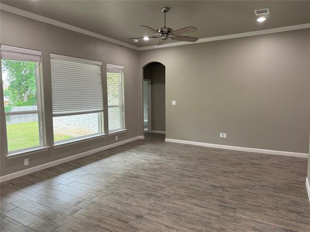 Building Photo - 612 Sovereign Dr