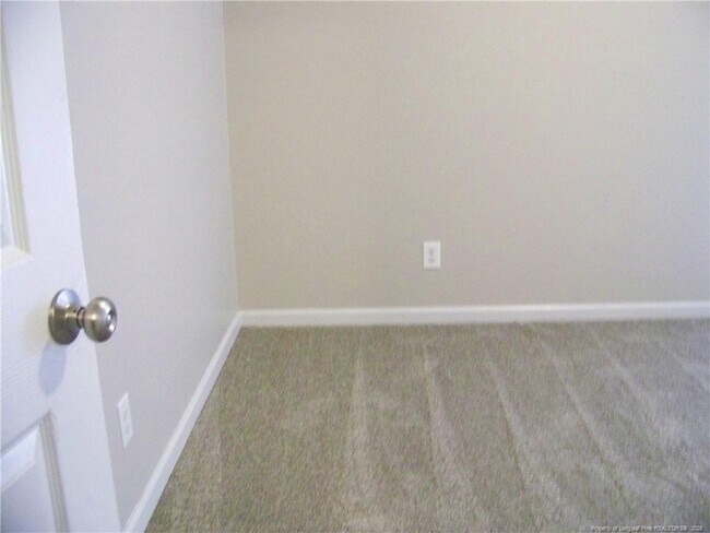 Building Photo - 1981 Wheeling St