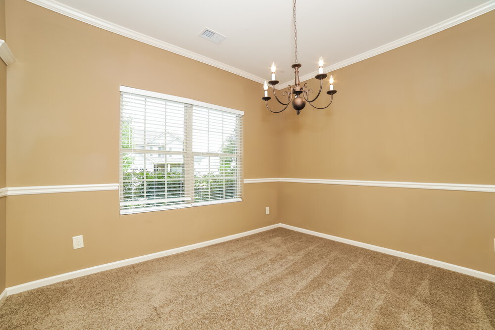 Building Photo - 981 Rock Elm Dr