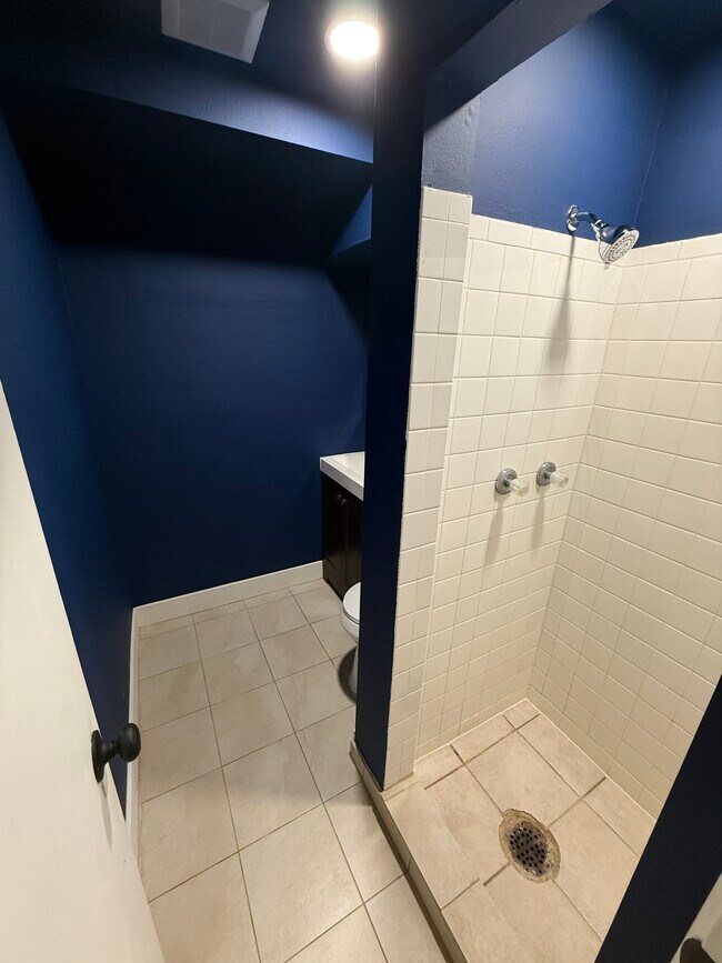 Building Photo - 7225 Inca St