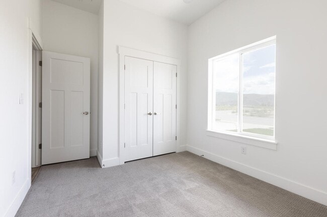 Building Photo - Modern Single-Level Brookside Home in Heber