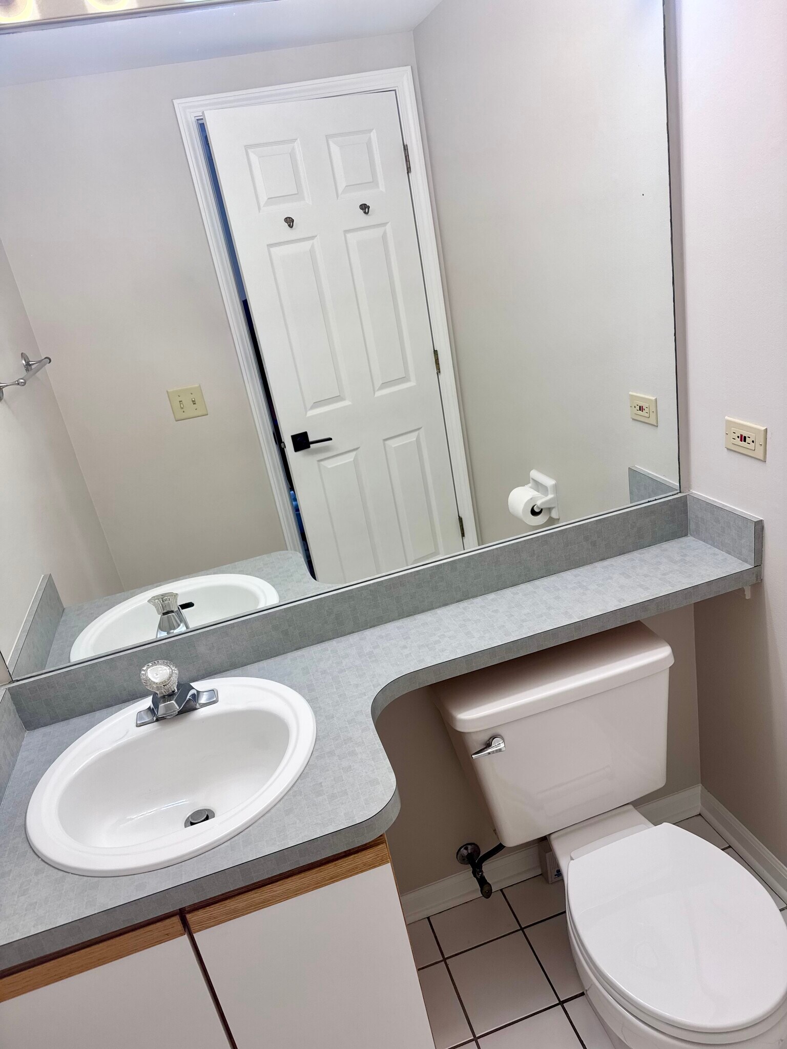 Building Photo - 292 Ripplebrook Ct