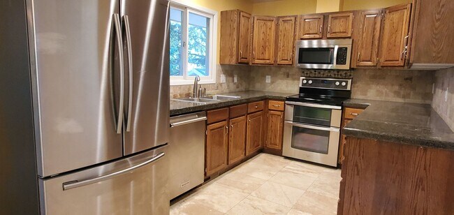 Building Photo - Large Secluded Lot, Kirkland
