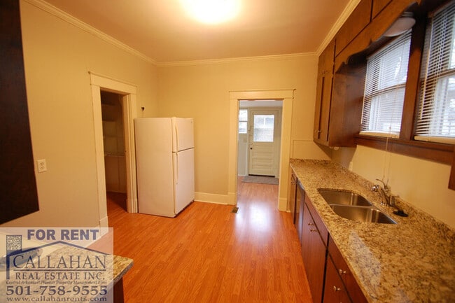 Building Photo - Historic Home is located in the Argenta se...