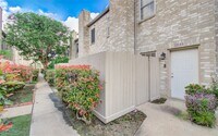 Building Photo - 3088 Holly Hall St