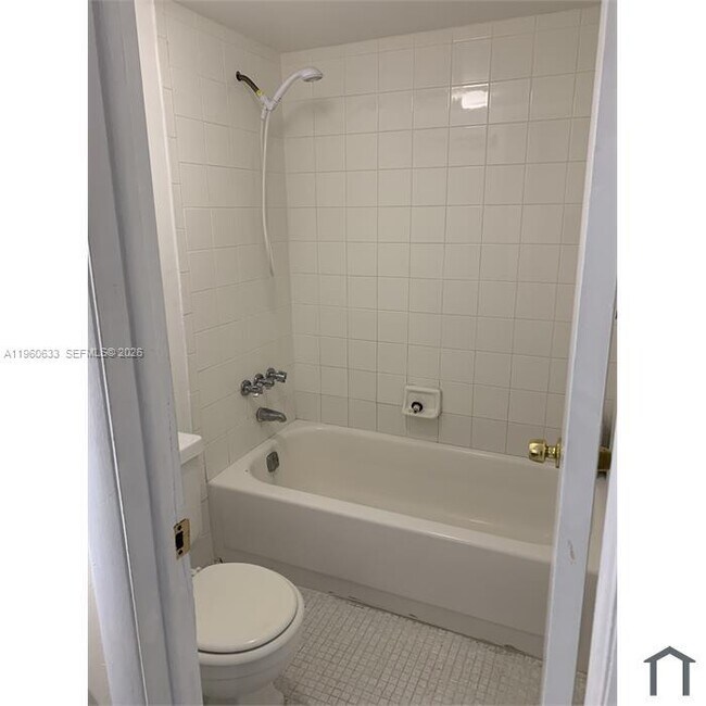 Building Photo - 19791 SW 114th Ave