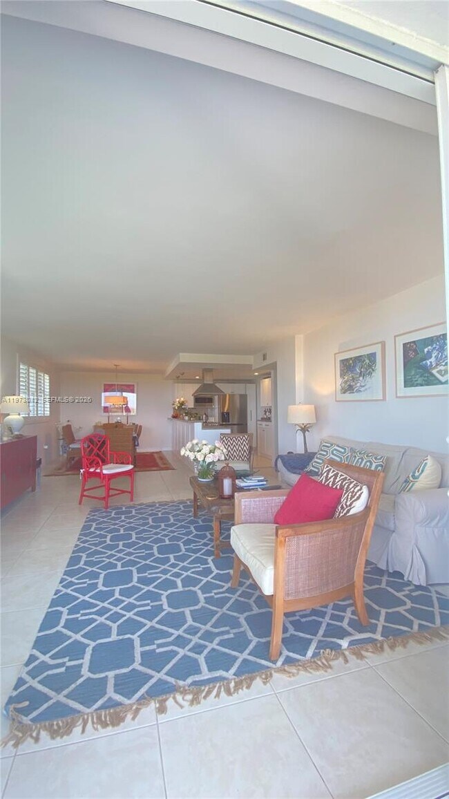 Building Photo - 177 Ocean Ln Dr