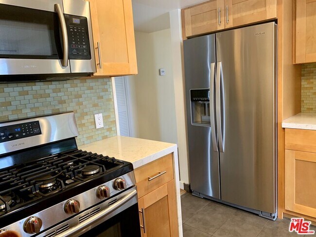 Building Photo - 12412 Texas Ave