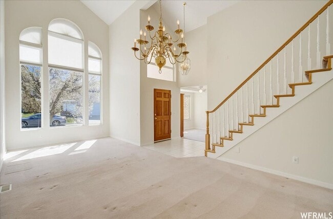 Building Photo - Large 6 Bedroom Home, 3 Car Garage, Gorgeo...