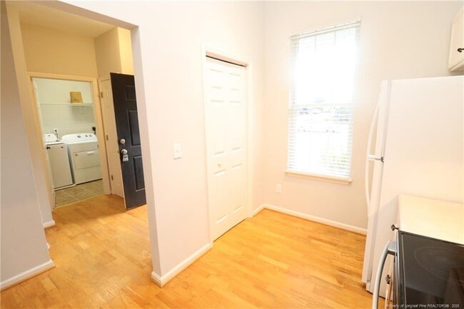 Building Photo - 3013 Silky Dogwood Trail