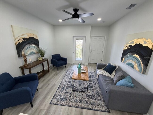 Building Photo - 13117 4th St E