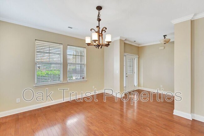 Building Photo - 186 Woodbrook Way