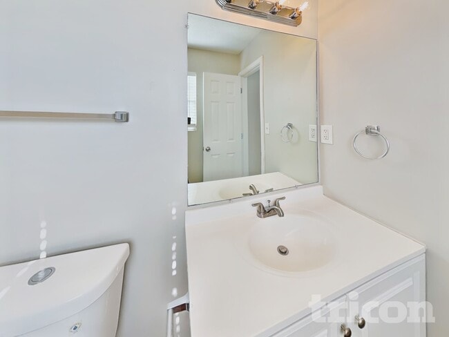 Building Photo - 2797 Priscilla Way