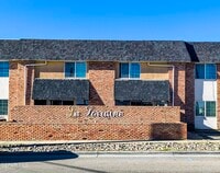 Building Photo - 333 Eubank Ct