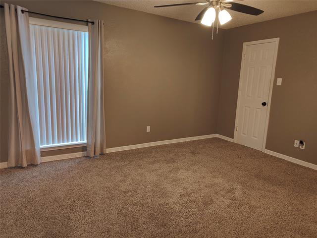 Building Photo - 2700 Winding Creek Dr