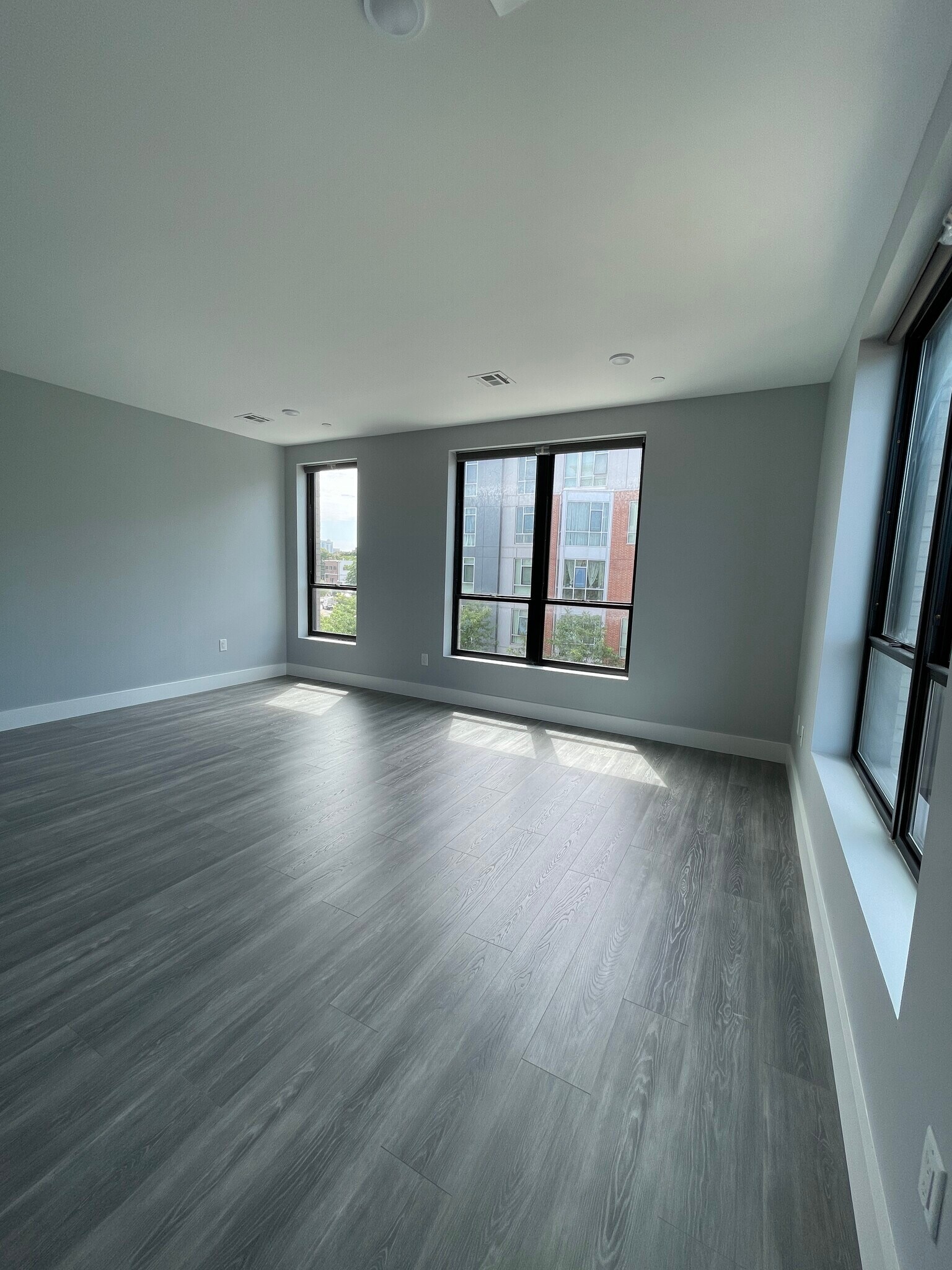 Building Photo - 367 Western Ave