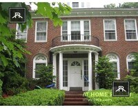 Building Photo - 4 bedroom in Newton MA 02124