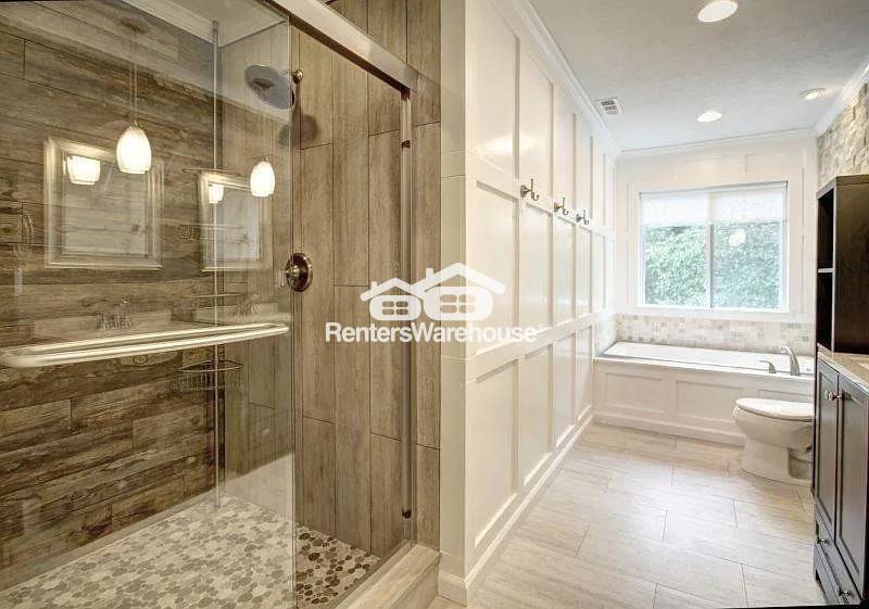 Building Photo - 3460 Liberty Ln