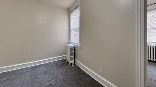 Building Photo - Beautiful TWO Bedroom Home for Rent wt Bonus Room